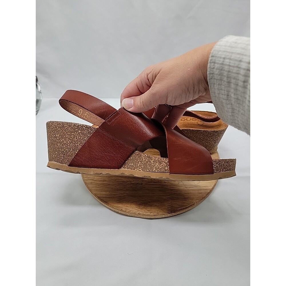 Yokono Womens Brown Leather Cross Strap Wedge Sandals Shoes SZ 9.5 Made in Spain - Picture 10 of 10